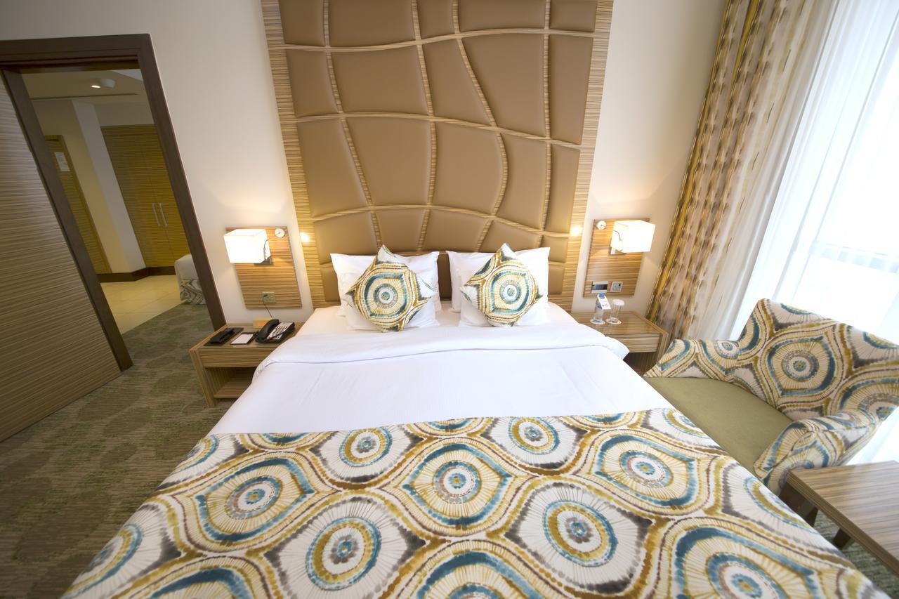 Best Western Plus Pearl Creek Дубай Екстериор снимка